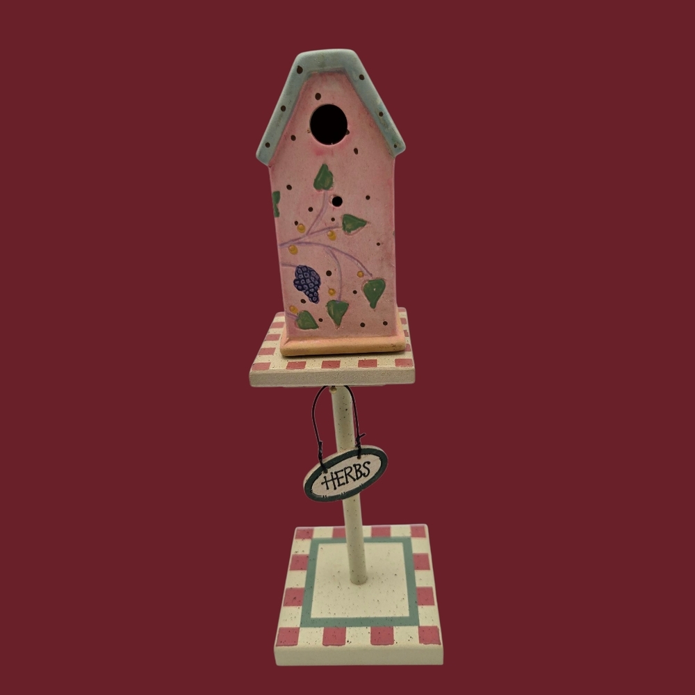 NWOT Vintage Miniature Pink Decorative Stoneware Birdhouse with Stand Decorative